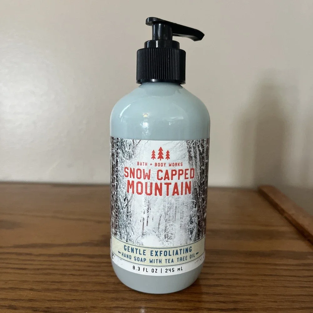 1 Bath & Body Works SNOW CAPPED MOUNTAIN Exfoliating Hand Soap Scrub‎ 8.3 oz